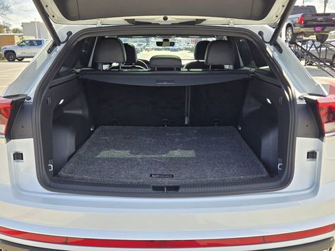 Used 2024 Volkswagen Atlas Cross Sport SEL R-Line image 14