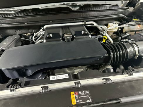 Used 2024 Chevrolet Colorado LT w/ LT Convenience Package II RWD image 32