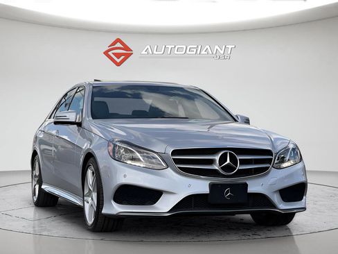 Used 2014 Mercedes-Benz E 350 4MATIC Sedan image 9