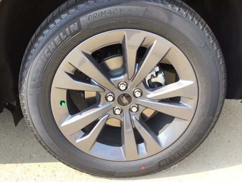 New 2026 Ford Explorer Active w/ Active Comfort Package AWD/4WD image 5