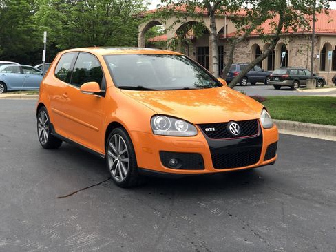 Used 2007 Volkswagen Golf 2-Door image 5
