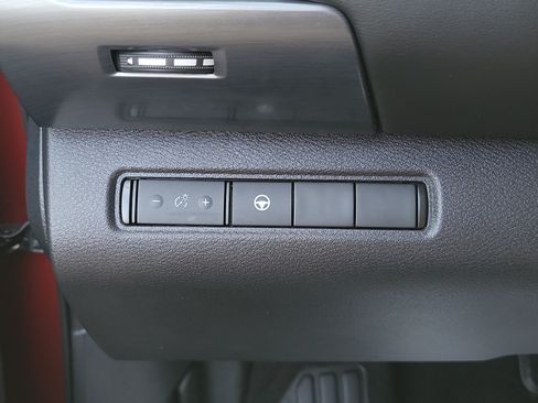 Certified 2024 Nissan Pathfinder Rock Creek AWD/4WD image 26