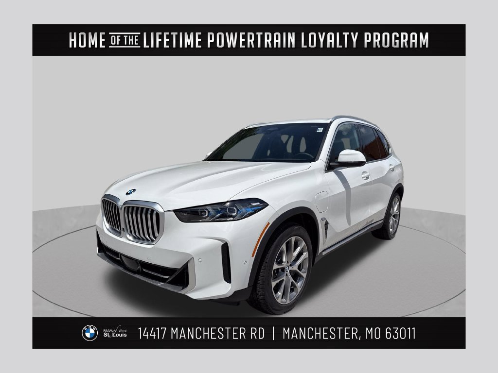 Used 2026 BMW X5 xDrive50e w/ Parking Assistance Package AWD/4WD image 1