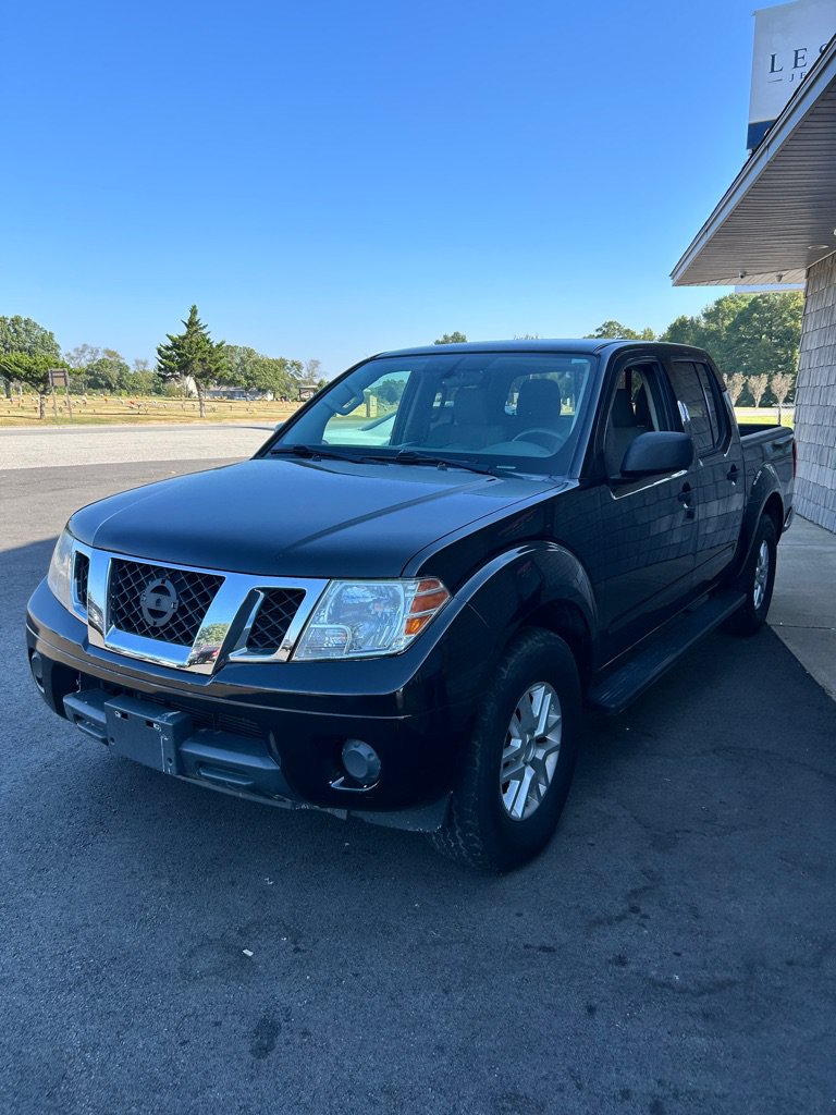 Used 2019 Nissan Frontier SV RWD image 1