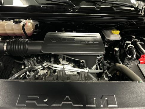 Used 2025 RAM 1500 Big Horn AWD/4WD image 25