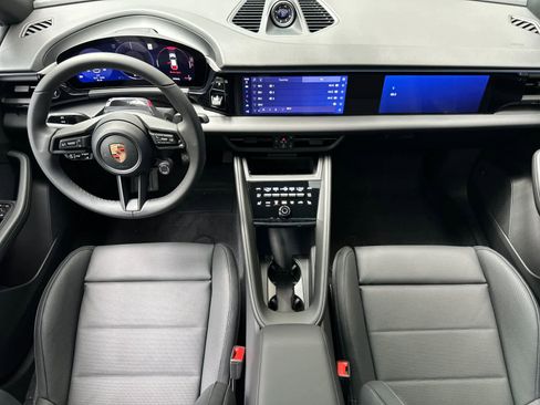 New 2026 Porsche Macan Electric RWD image 6