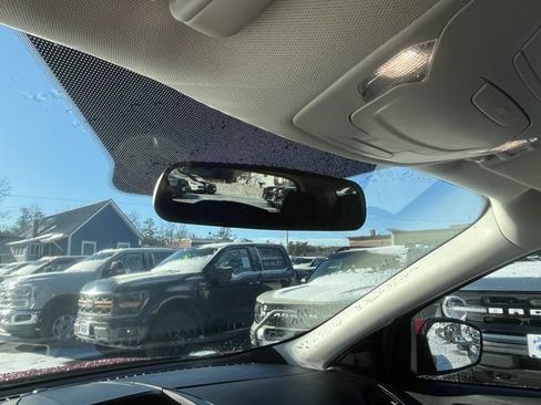 Used 2018 Ford Escape SE image 24