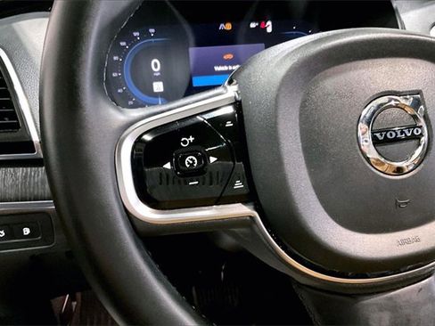 Certified 2024 Volvo XC90 T8 Ultimate w/ Protection Package Premier image 18