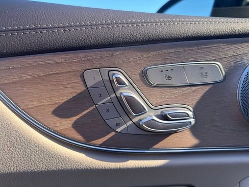 Used 2018 Mercedes-Benz E 400 4MATIC Coupe image 11
