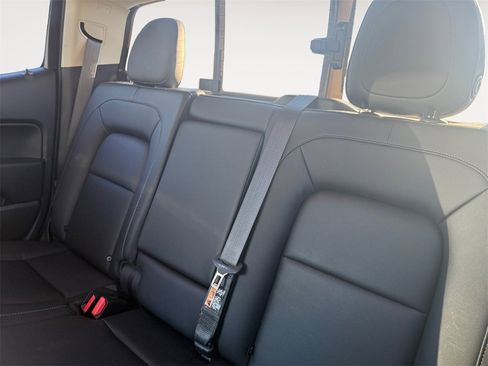 Used 2020 Chevrolet Colorado ZR2 image 13