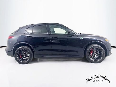 Used 2022 Alfa Romeo Stelvio Quadrifoglio w/ Active Assist Plus Package AWD/4WD image 8