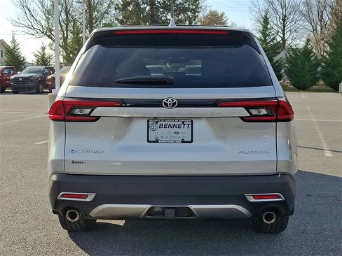 Used 2024 Toyota Grand Highlander MAX Platinum image 5