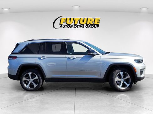 New 2024 Jeep Grand Cherokee Limited 4xe w/ Luxury Tech Group II AWD/4WD image 3
