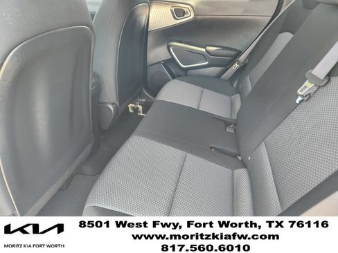 Certified 2025 Kia Soul LX w/ LX Technology Package FWD image 28