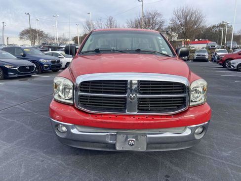 Used 2006 Dodge Ram 1500 Truck SLT image 2