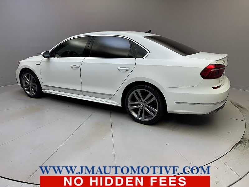 Used 2017 Volkswagen Passat 1.8T R-Line FWD image 3
