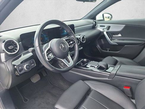 Used 2019 Mercedes-Benz A 220 image 9