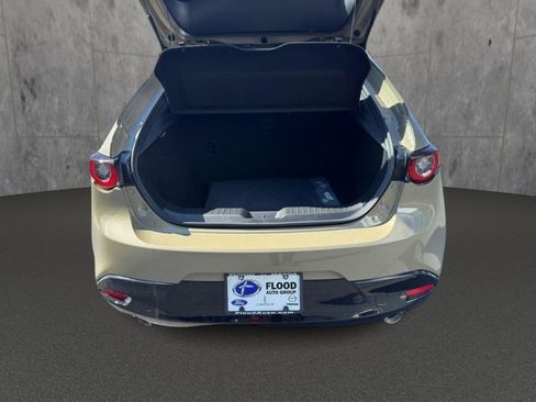 Certified 2025 MAZDA MAZDA3 Carbon AWD/4WD image 9