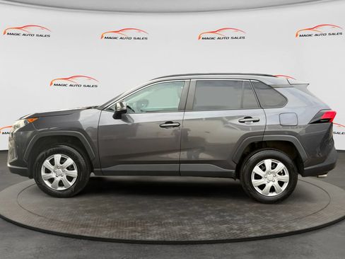 Used 2019 Toyota RAV4 LE w/ All Weather Liner Package AWD/4WD image 7