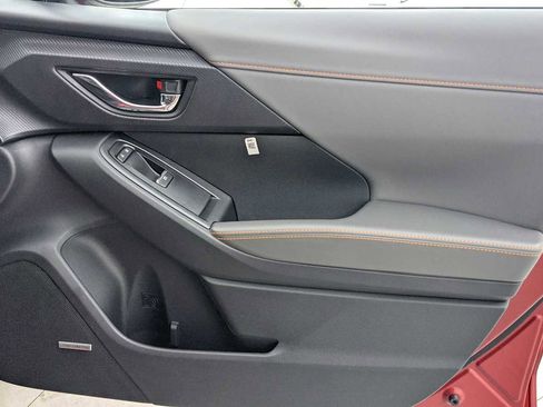 New 2025 Subaru Crosstrek 2.5i Limited w/ Popular Package #3A image 36
