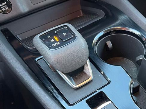 Certified 2025 Nissan Rogue SV image 30