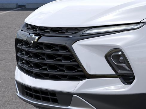 New 2026 Chevrolet Blazer LT w/ Convenience Package AWD/4WD image 39