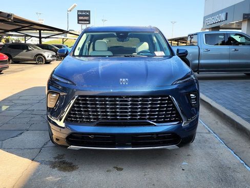 New 2026 Buick Enclave Avenir w/ Super Cruise Package image 9