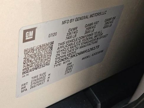 Used 2021 Chevrolet Tahoe Premier w/ Premium Package RWD image 31