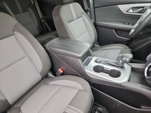 Used 2025 Chevrolet Blazer LT FWD image 20