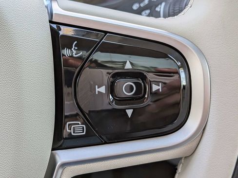 New 2026 Volvo XC60 T8 Ultra w/ Protection Package Premier AWD/4WD image 28