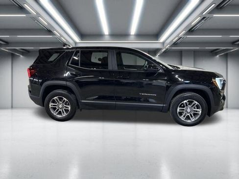 Used 2026 GMC Terrain Elevation image 1