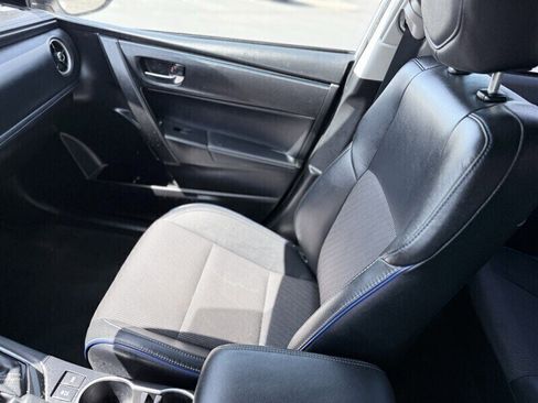 Used 2019 Toyota Corolla SE w/ Carpet Mat Package (TMS) image 15
