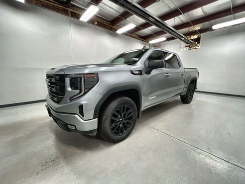 Certified 2024 GMC Sierra 1500 Elevation AWD/4WD image 1