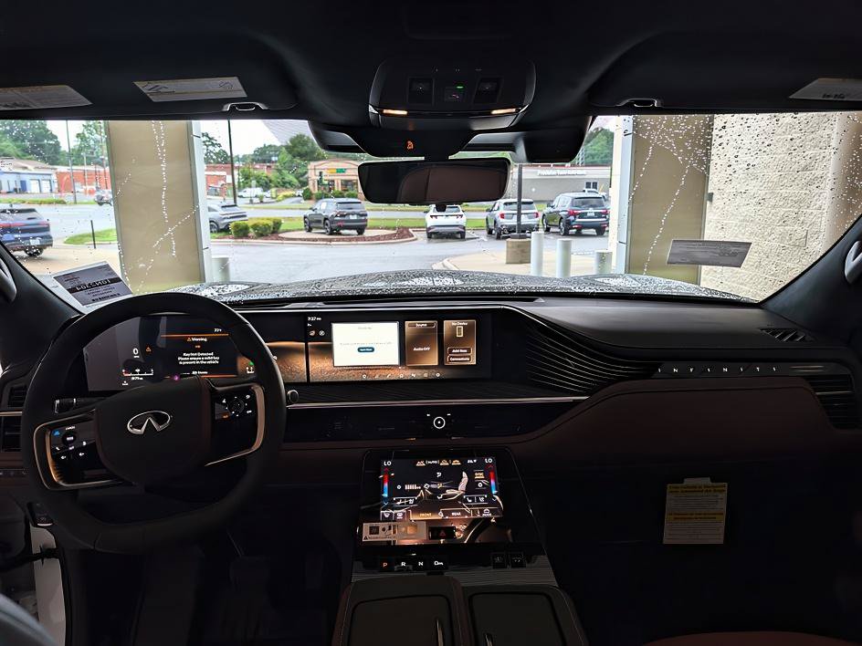 New 2027 INFINITI QX80 Autograph w/ Premium Cargo Package AWD/4WD image 13