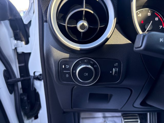 Used 2023 Alfa Romeo Stelvio Ti AWD/4WD image 20