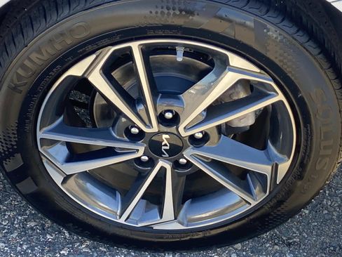 Used 2024 Kia Forte LXS image 26