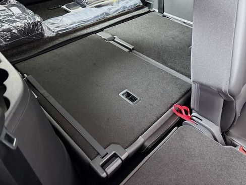 New 2026 Volkswagen Atlas SEL image 27