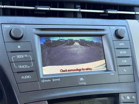 Used 2014 Toyota Prius Four FWD image 28