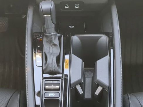 Used 2025 Honda Accord Touring image 18