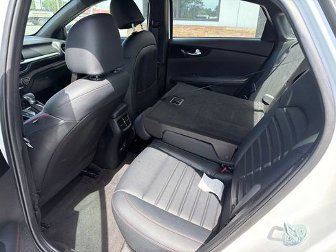 Used 2023 Kia Forte GT w/ GT2 Package FWD image 5