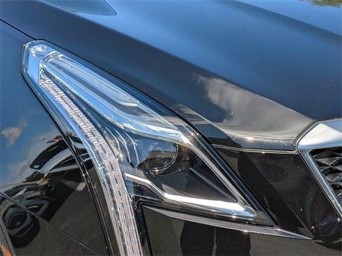 New 2025 Cadillac XT5 Sportv image 9