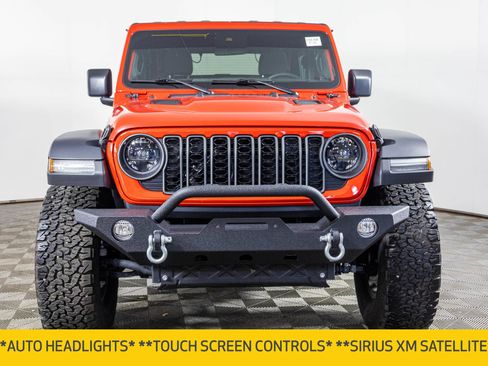 Used 2024 Jeep Wrangler Rubicon w/ Convenience Group AWD/4WD image 11