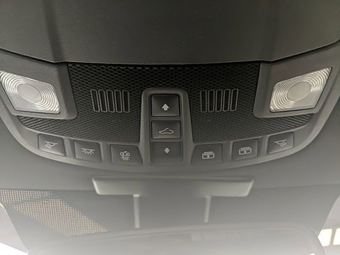 Used 2018 Ford F150 Raptor w/ Equipment Group 802A Luxury image 29