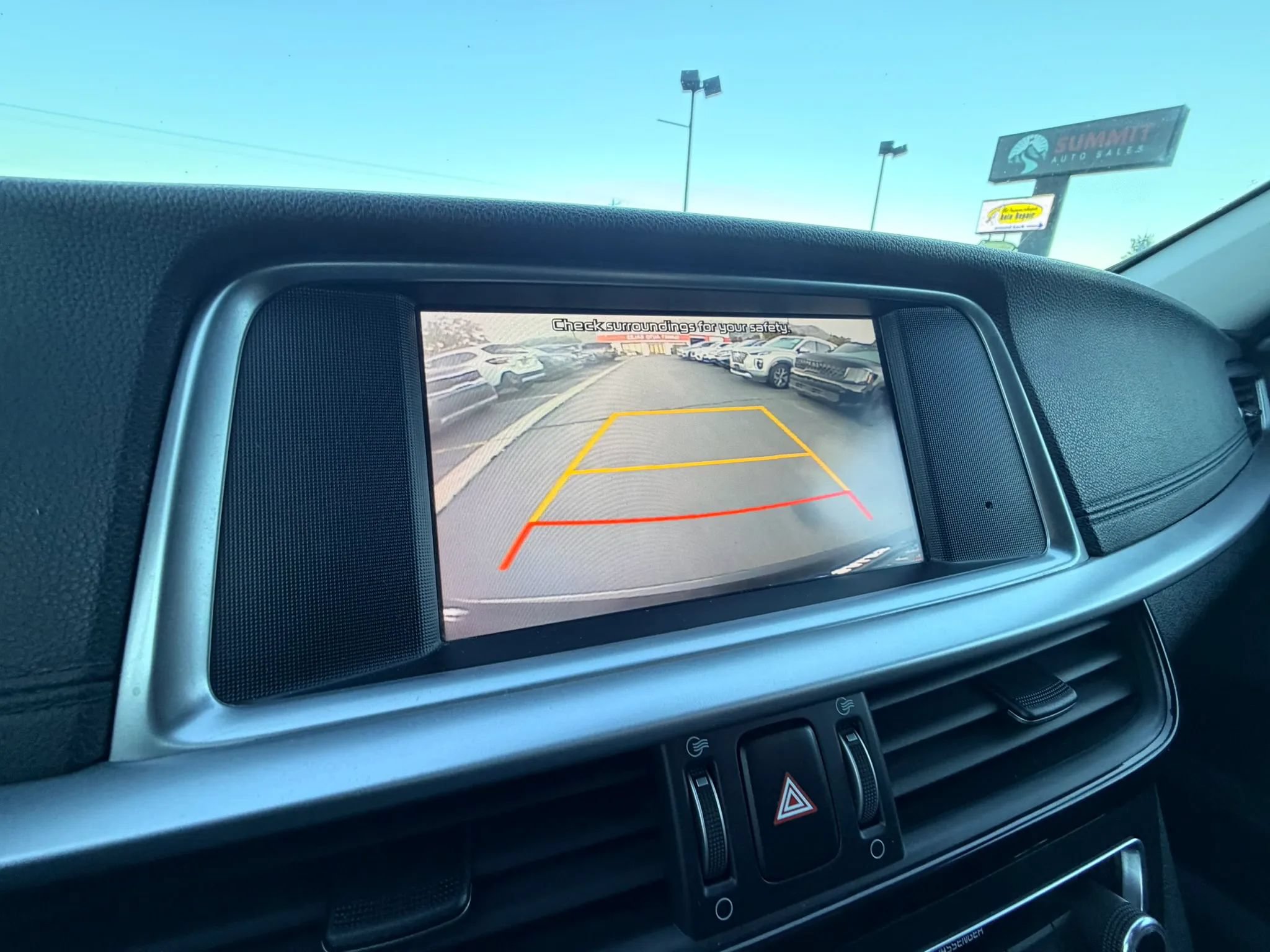 Used 2020 Kia Optima LX FWD image 17