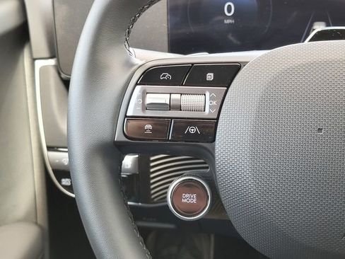 Certified 2025 Hyundai Ioniq 5 SE image 23