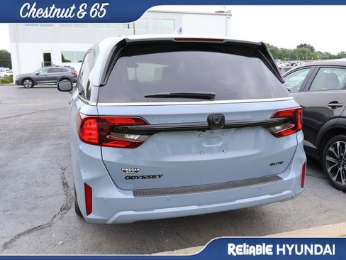 Used 2026 Honda Odyssey Elite image 17