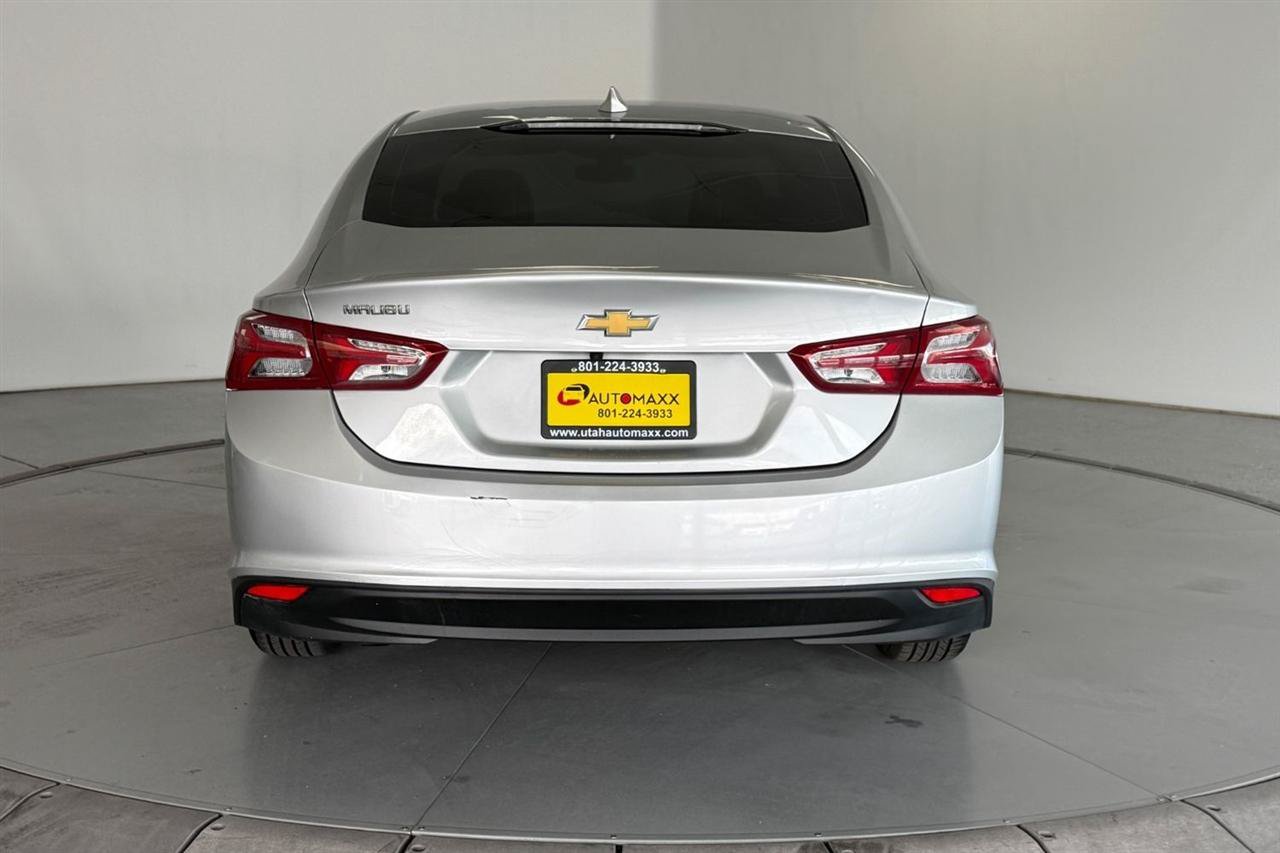 Used 2022 Chevrolet Malibu LT FWD image 7