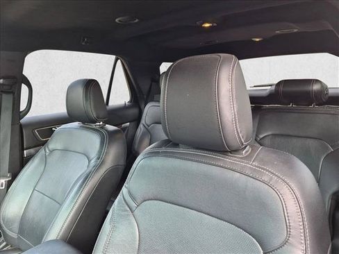 Used 2018 Ford Explorer Limited FWD image 13