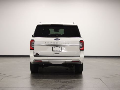 Used 2024 Ford Expedition Max Platinum AWD/4WD image 7