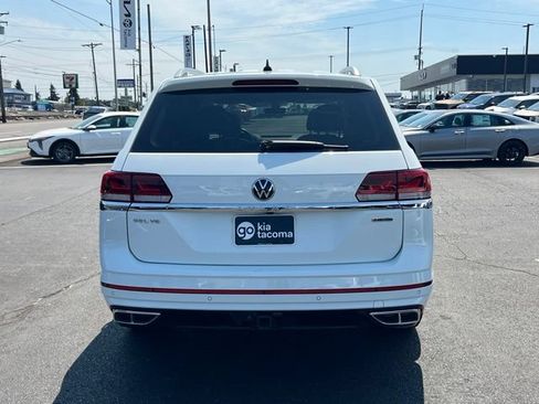 Used 2022 Volkswagen Atlas SEL R-Line AWD/4WD image 10